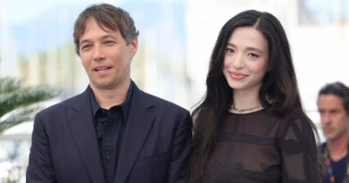 Mikey Madison e Sean Baker