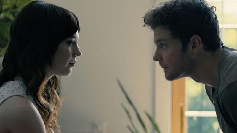 Acompanhante Perfeita (2025)