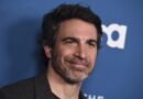 Chris Messina negocia participação na 4ª temporada de The White Lotus