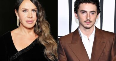 Karla Sofía Gascón e Timothée Chalamet