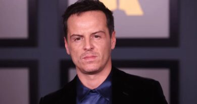 Andrew Scott