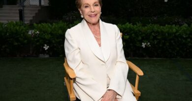 Julie Andrews